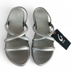 Olukai Tiare Strappy Silver Leather Strappy Sandals Women’s Size 10 NWT